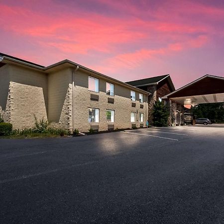 Surestay Plus Hotel By Best Western Berkeley Springs Buitenkant foto