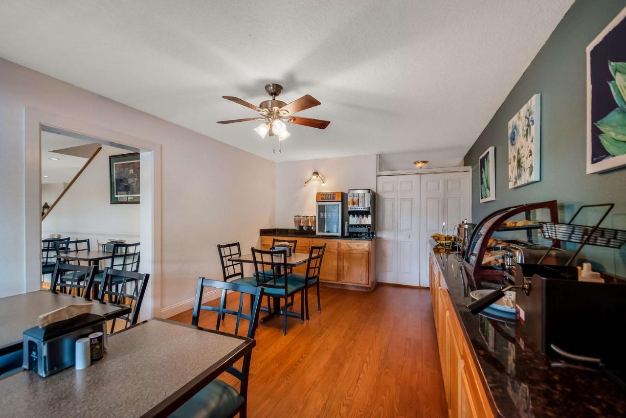 Surestay Plus Hotel By Best Western Berkeley Springs Buitenkant foto