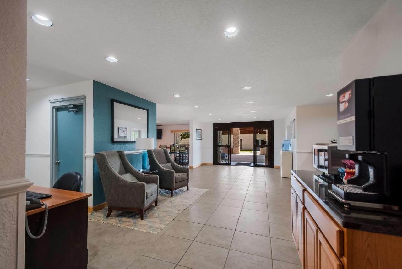 Surestay Plus Hotel By Best Western Berkeley Springs Buitenkant foto