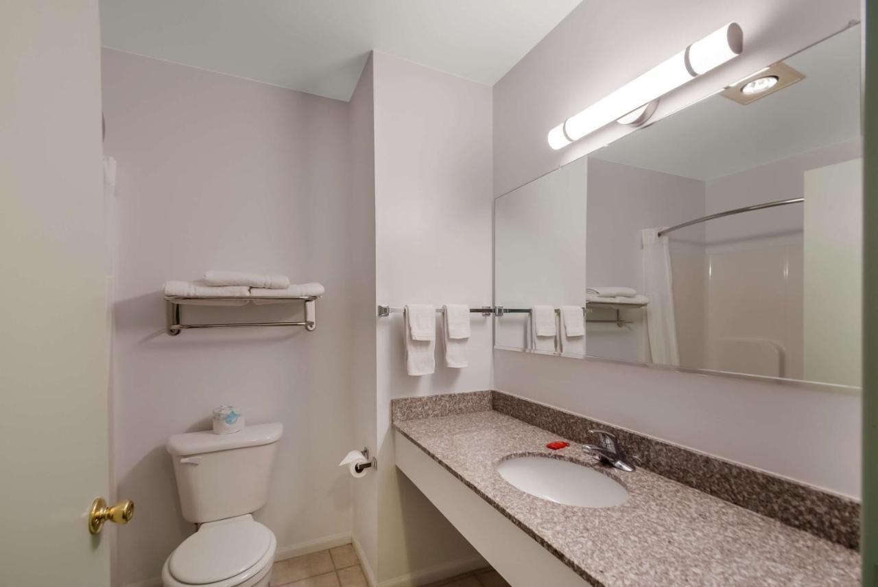 Surestay Plus Hotel By Best Western Berkeley Springs Buitenkant foto