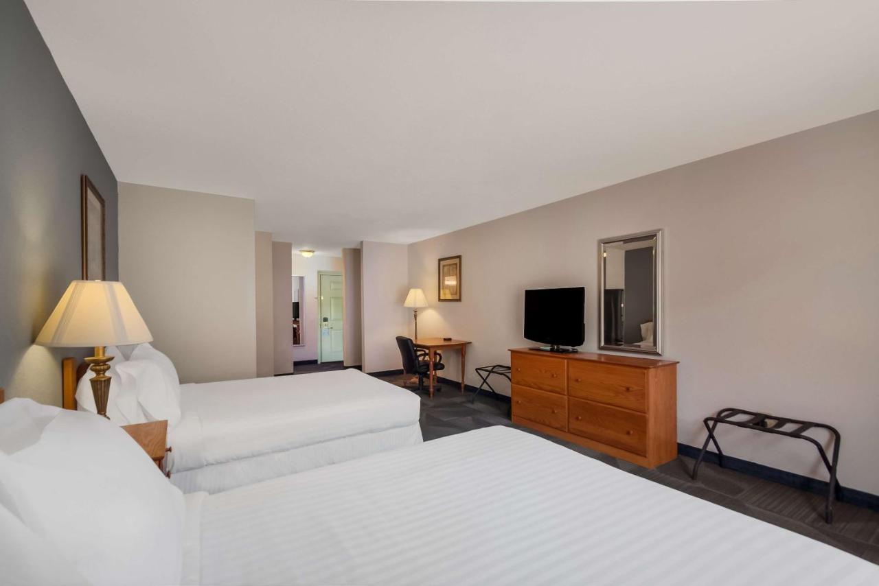 Surestay Plus Hotel By Best Western Berkeley Springs Buitenkant foto