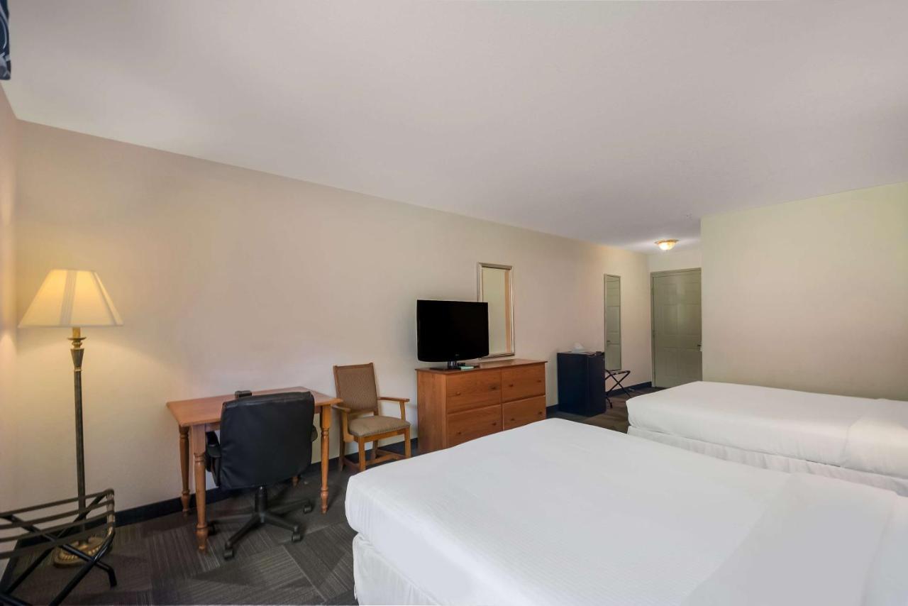 Surestay Plus Hotel By Best Western Berkeley Springs Buitenkant foto