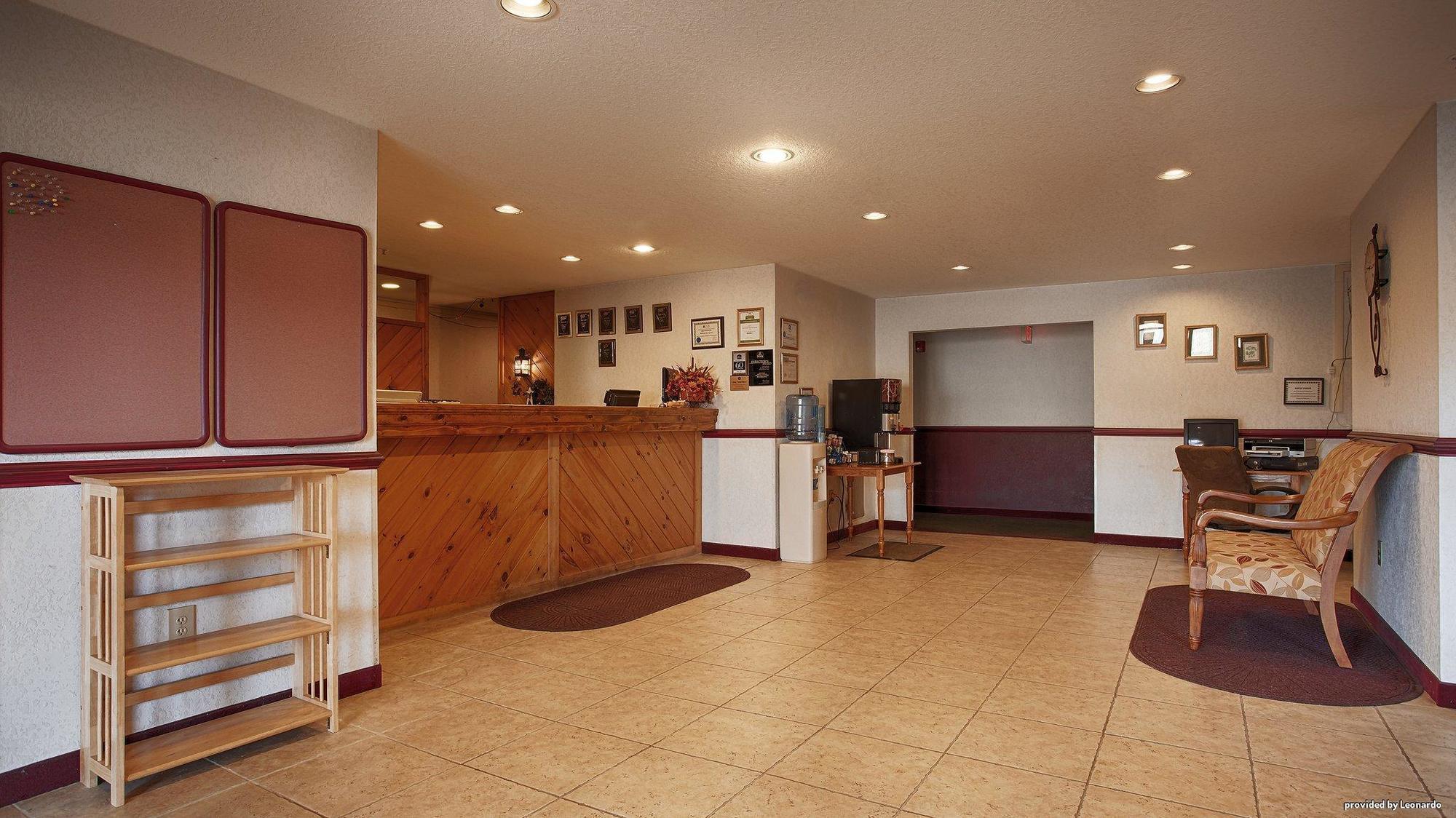 Surestay Plus Hotel By Best Western Berkeley Springs Buitenkant foto