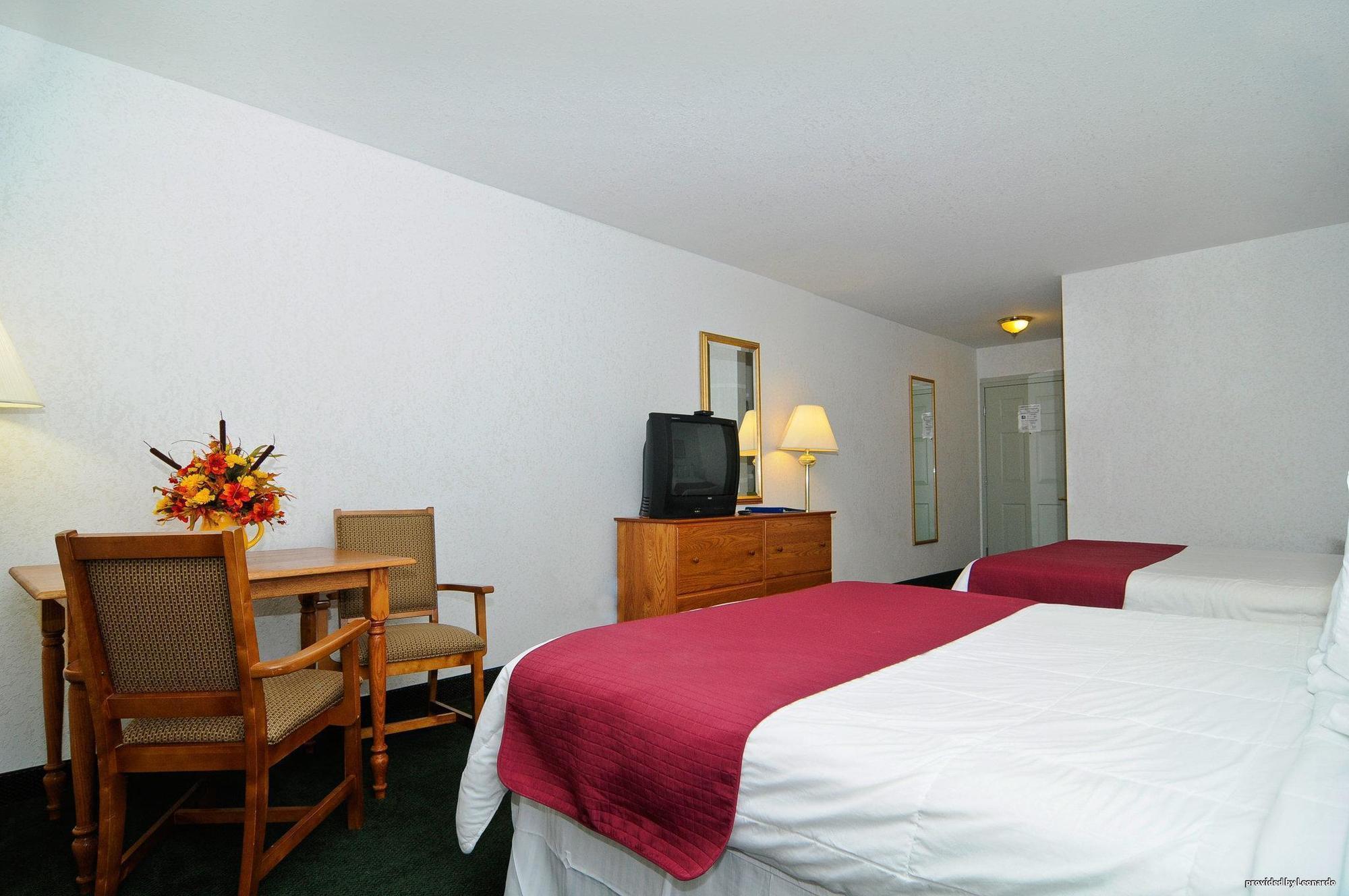 Surestay Plus Hotel By Best Western Berkeley Springs Buitenkant foto