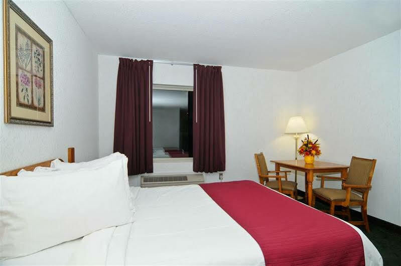Surestay Plus Hotel By Best Western Berkeley Springs Buitenkant foto